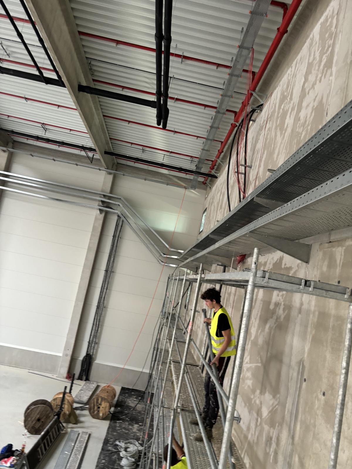 Raktárcsarnok Tatabánya